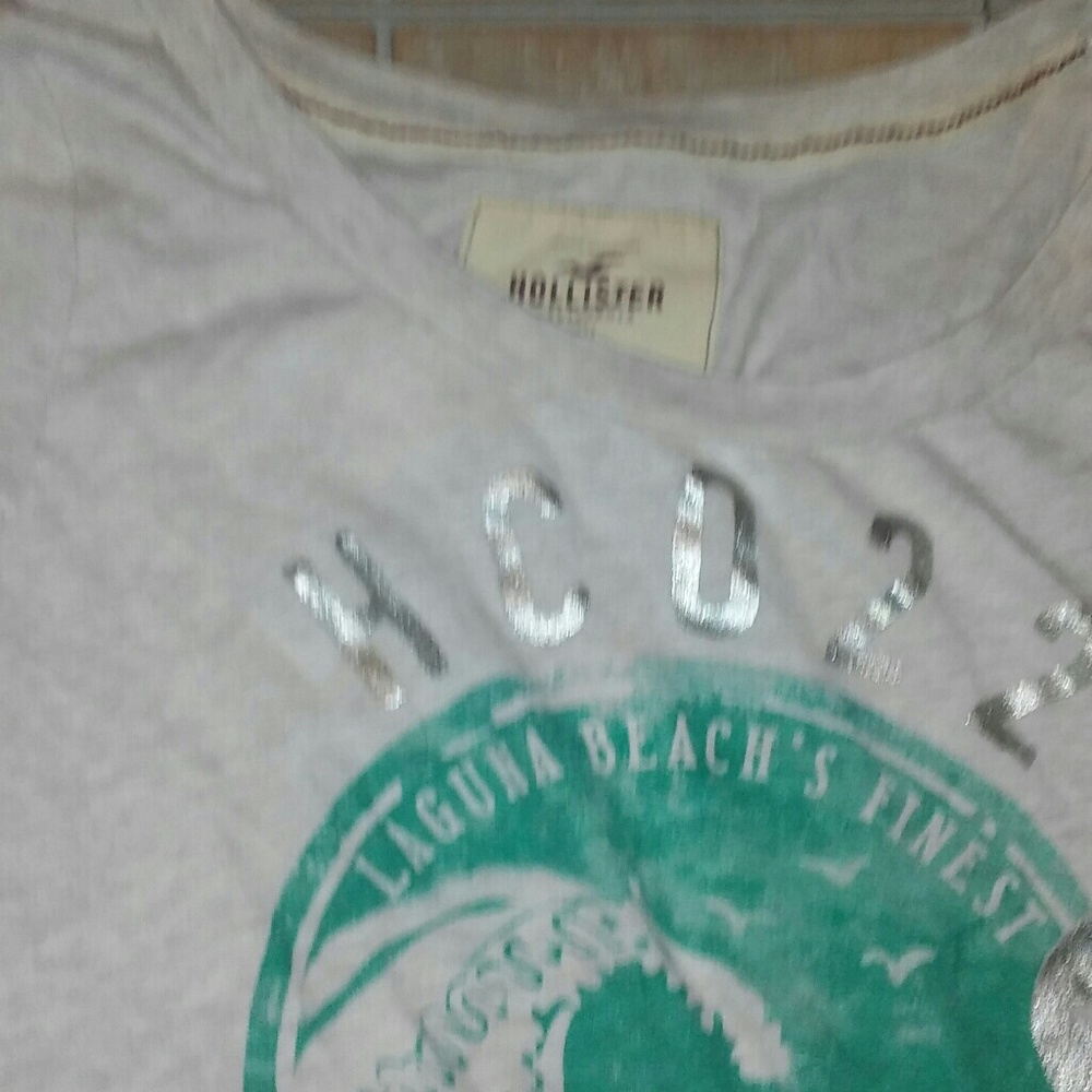Hollister t-shirt size m