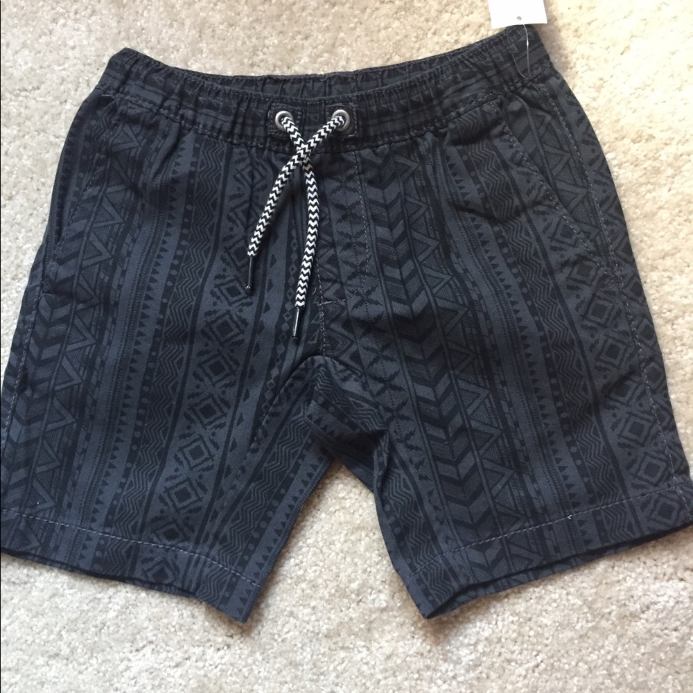 New with tags SUPER CUTE boys shorts black &grey