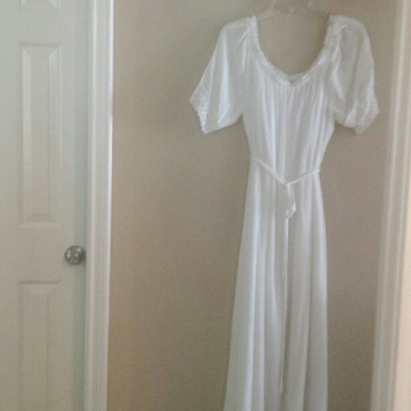 Dress - Picture 1 of 1