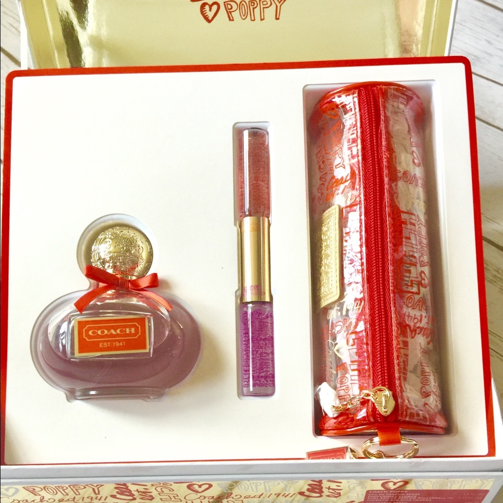 NIB Coach Poppy Fragrance gift set