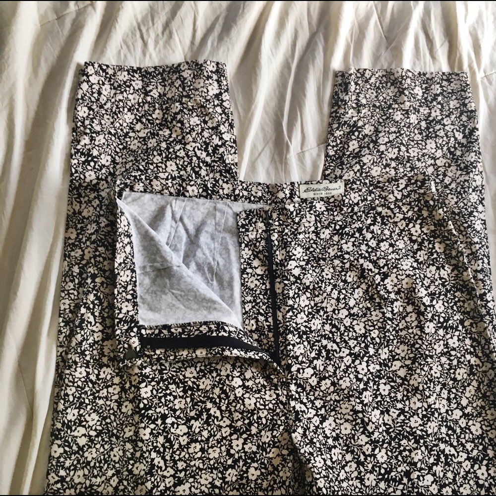 High waisted lightweight floral pants