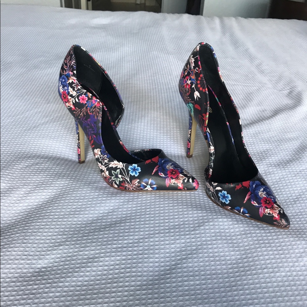 Never worn floral Bebe heels