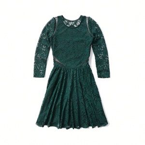 🆕 Abercrombie and Fitch lace dress with cutouts