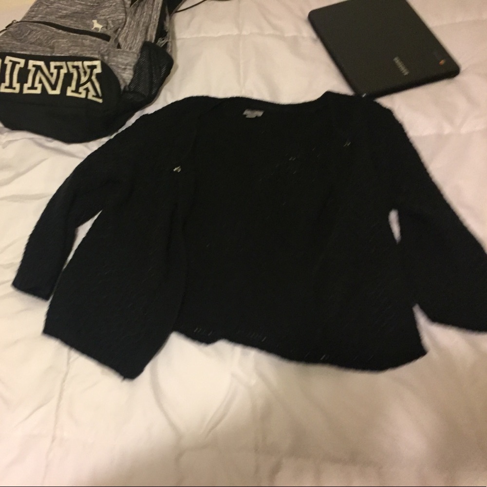 Women's black knitted Shaw