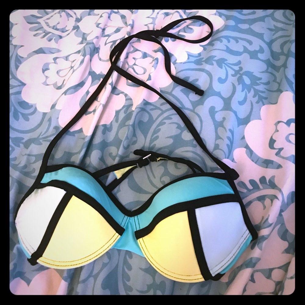 Bathing suit top
