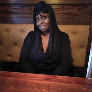 Meet your Posher, Pamela