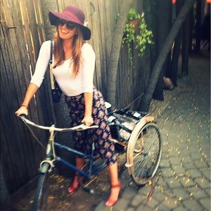 Meet your Posher, Samantha