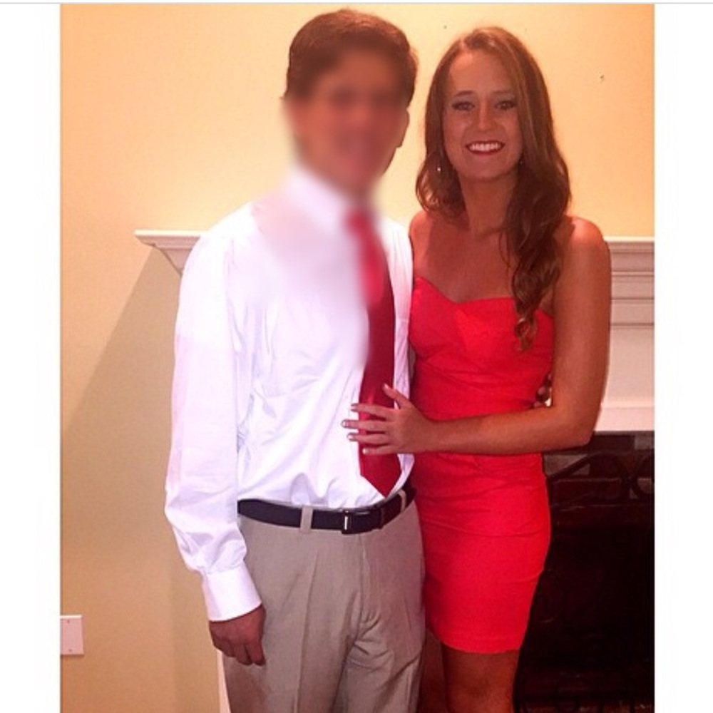 Red Dress ‼️ - Picture 2 of 4