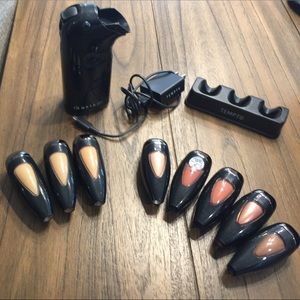 Temptu air and 8 pods