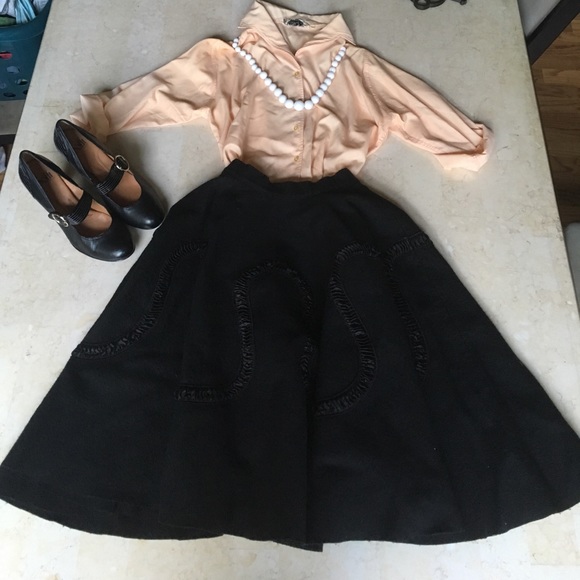 Vintage Dresses & Skirts - VINTAGE 50's Poodle Skirt and Top