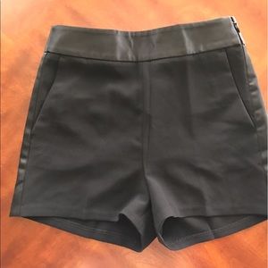 Fancy Tuxedo Black leather/silk shorts
