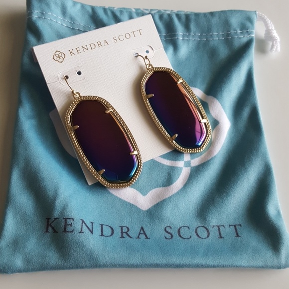 Black Iridescent Danielles - Picture 3 of 4