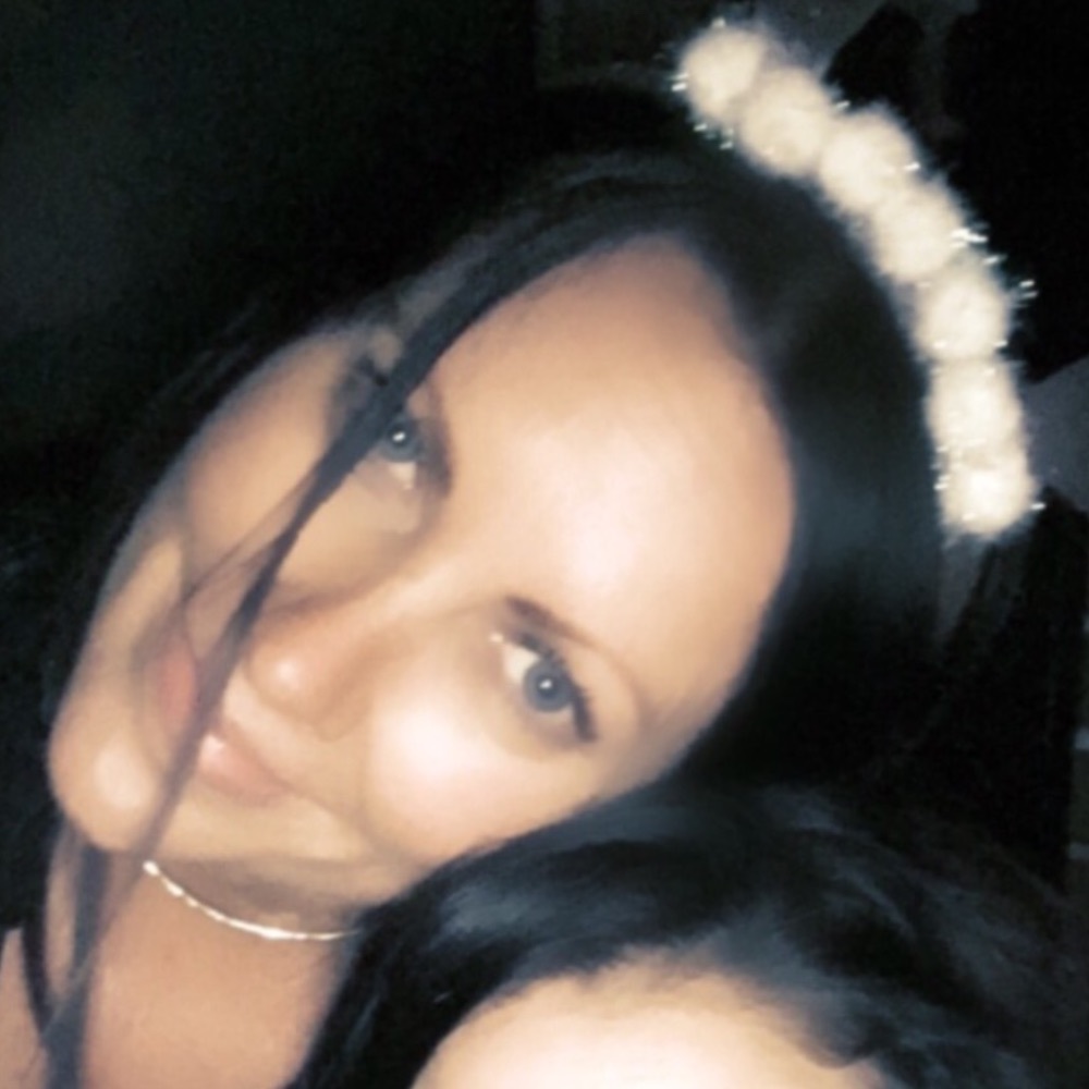 Meet your Posher, Stacey