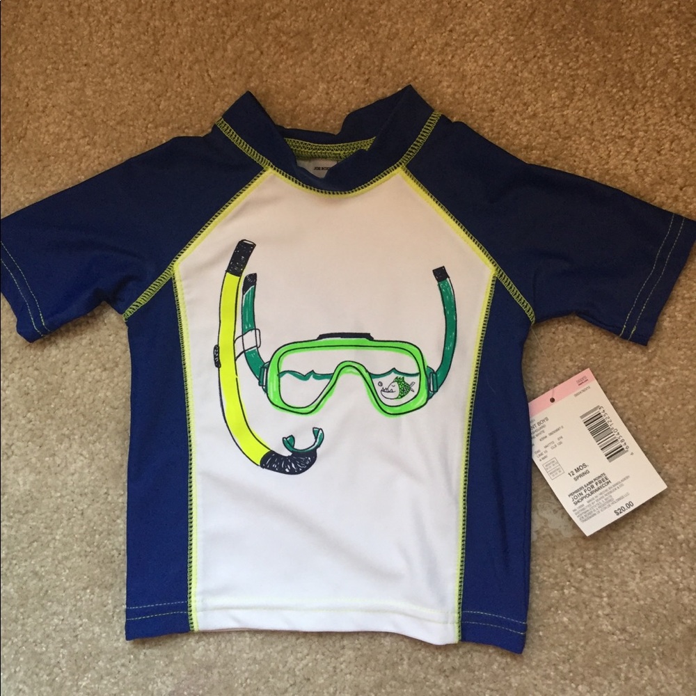 New with tag boys sun protection swim/beach shirt
