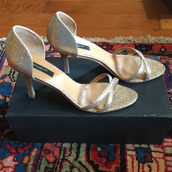 Gorgeous Ann Taylor Gold Shimmer Heals - Picture 4 of 5