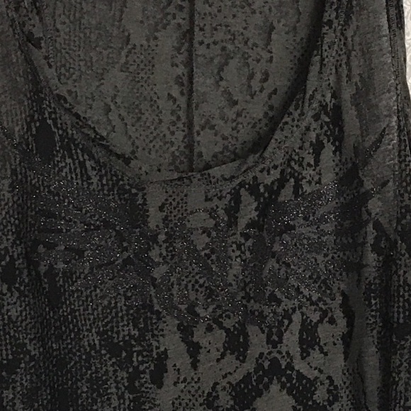 💘SOLD💘 | Rock & Republic | Snakeskin Burnout Top - Picture 2 of 3