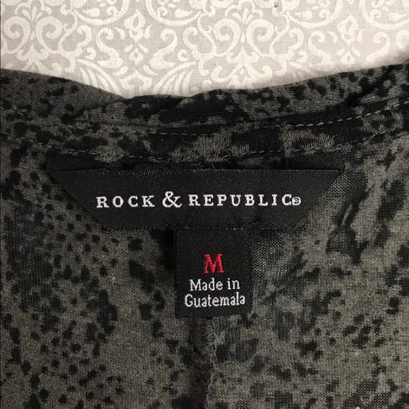 💘SOLD💘 | Rock & Republic | Snakeskin Burnout Top - Picture 3 of 3