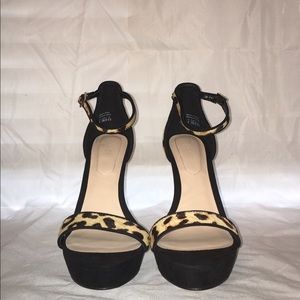 Size 8 Cheetah Print Platform Heel