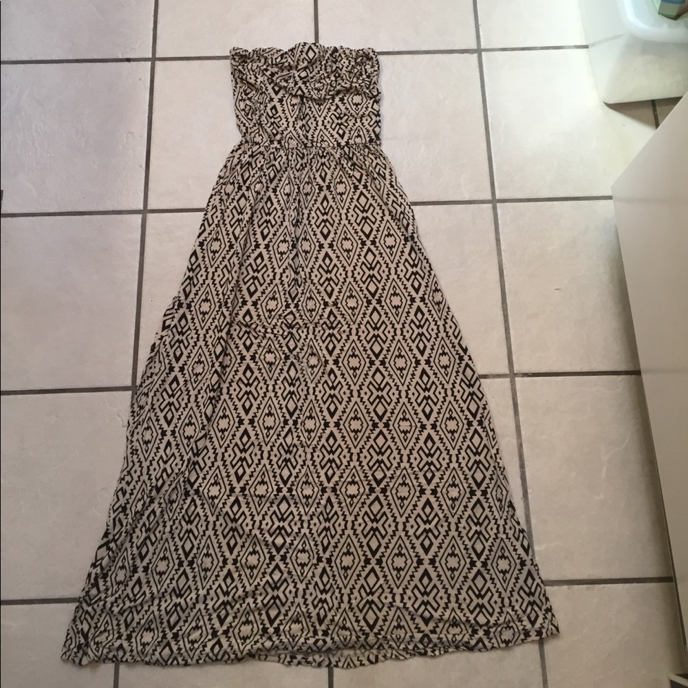 Strapless printed maxi dress