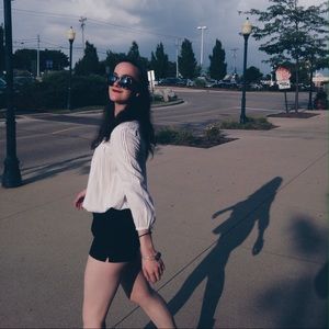 Meet your Posher, Bailey