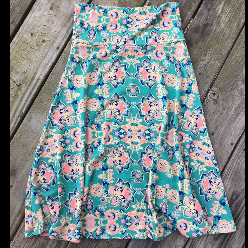 LuLaRoe Azure Skirt Size Small