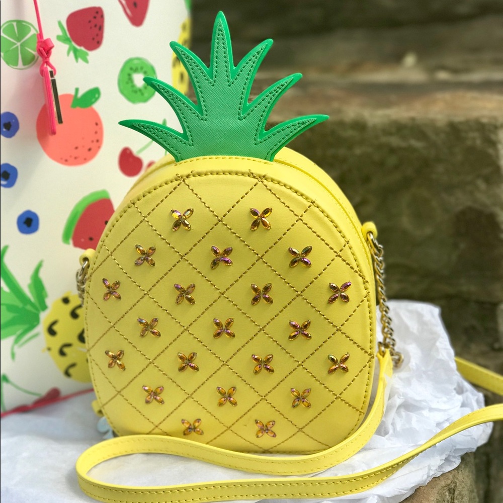 🎉HOST PICK 🎉 Kate Spade pineapple crossbody! NWT - Picture 1 of 8