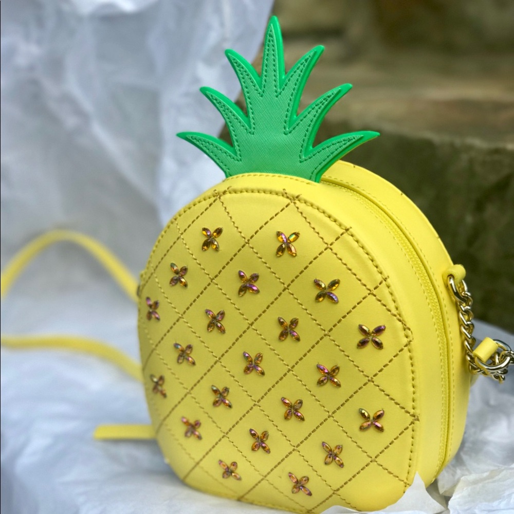🎉HOST PICK 🎉 Kate Spade pineapple crossbody! NWT - Picture 2 of 8