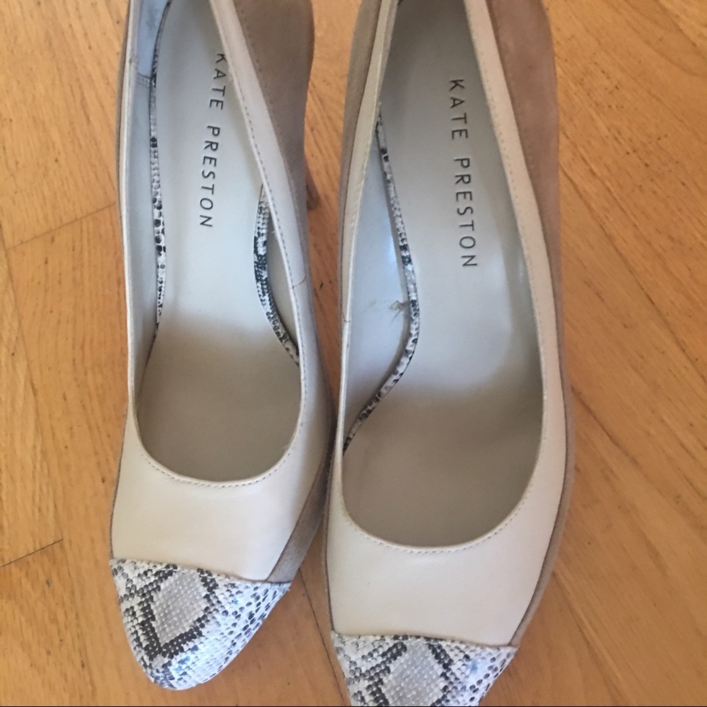 Heels - Picture 4 of 4