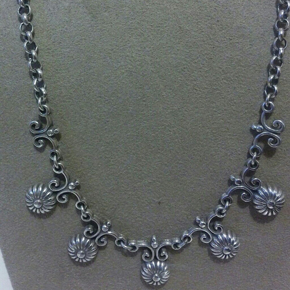 Brighton Daisy Necklas