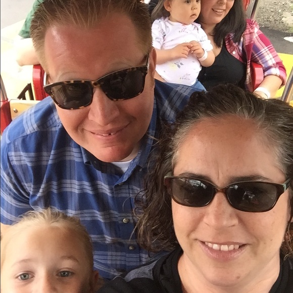 Meet your Posher, Sara - Picture 1 of 1