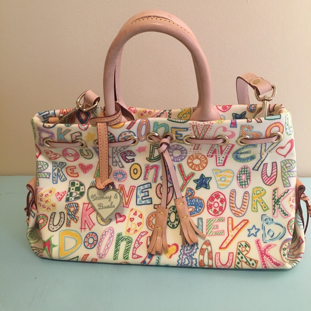 New condition vintage Dooney & Bourke