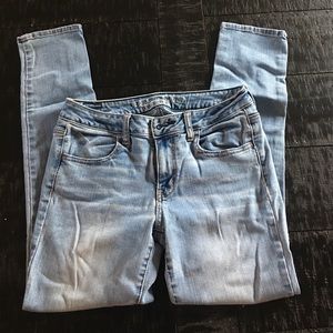 American eagle size 8 skinny jeans