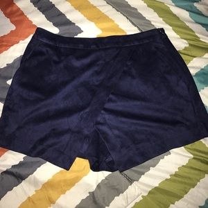 Navy blue velvet skort with pockets