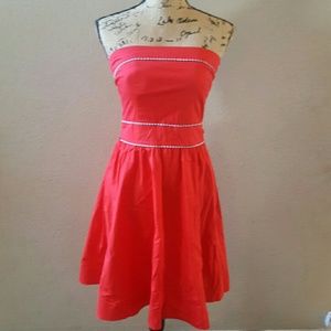 Super cute red strapless dress