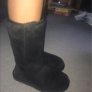 Tall black UGG