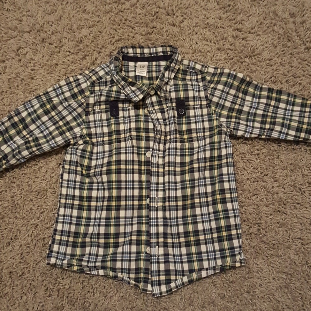 GAP button down