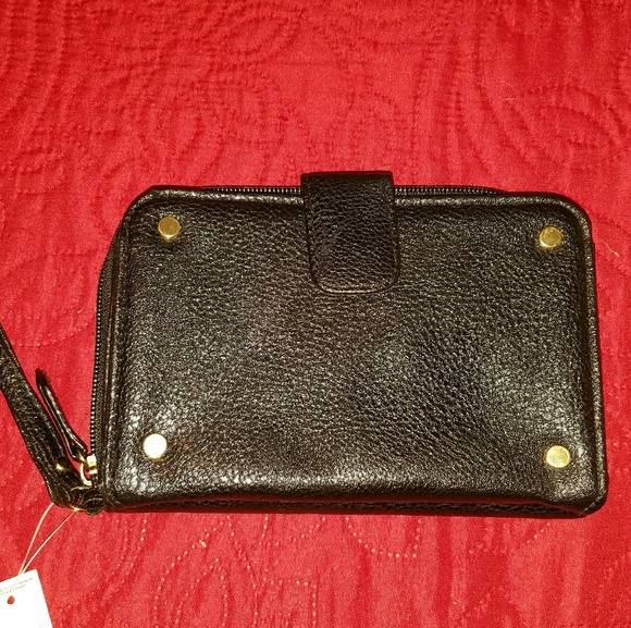 Black Wristlet - Picture 1 of 6
