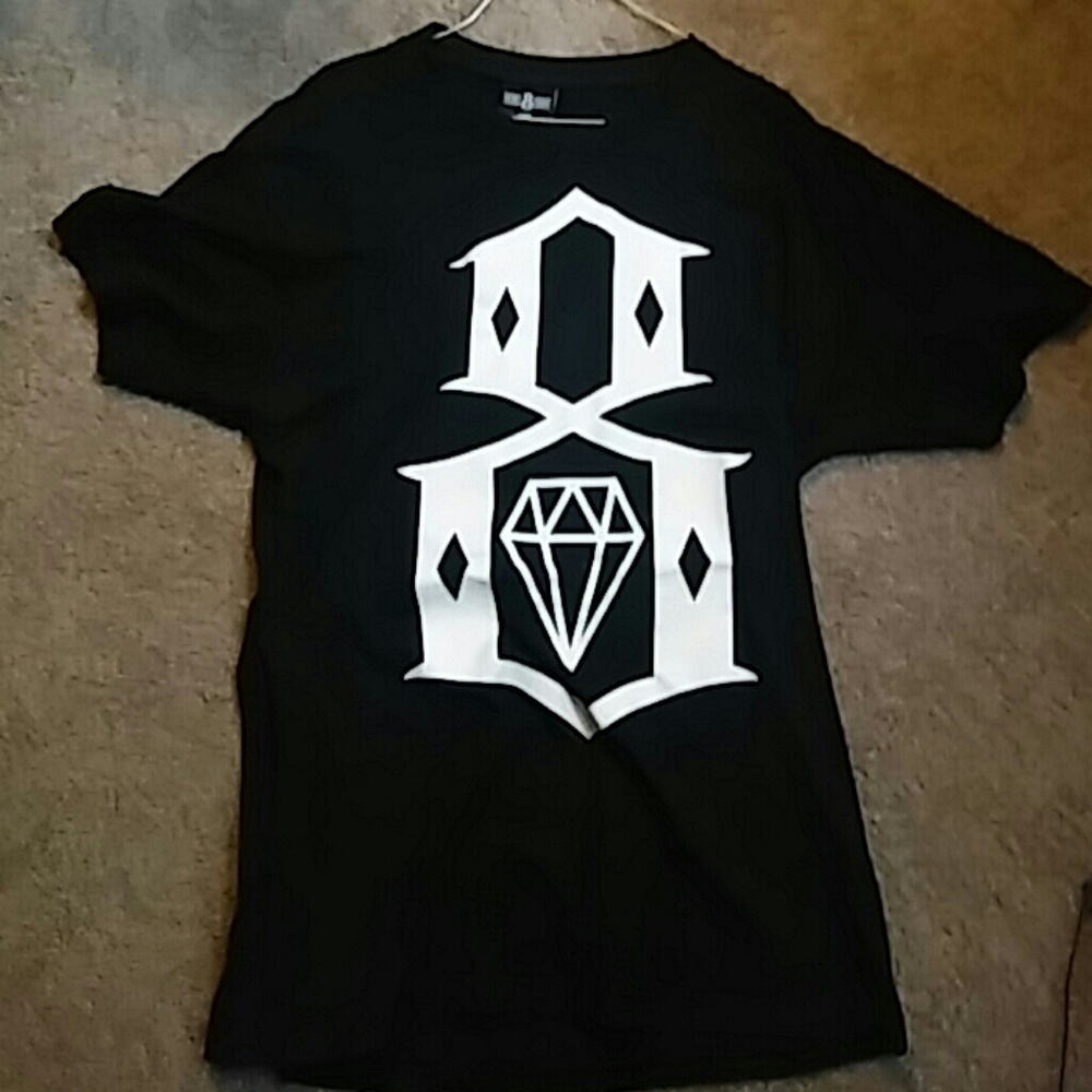 Rebel Eight size Large tee shirt