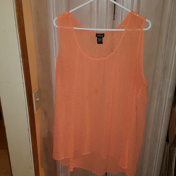 Torrid tank - Picture 1 of 4