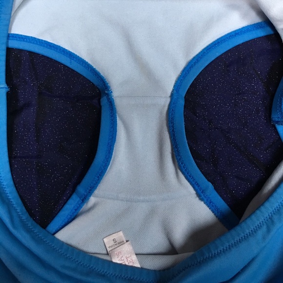 Victoria's Secret Bikini - Picture 6 of 8