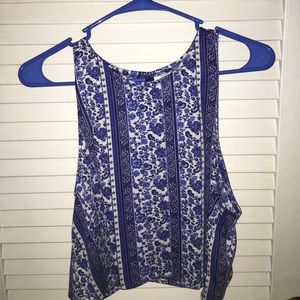 Blue flower pattern tank top