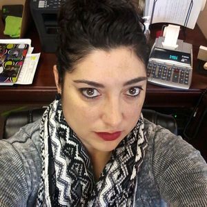 Meet your Posher, Connie