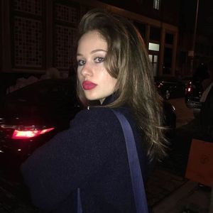 Meet your Posher, Julia