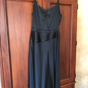 Marc Jacobs black silk tea-length dress