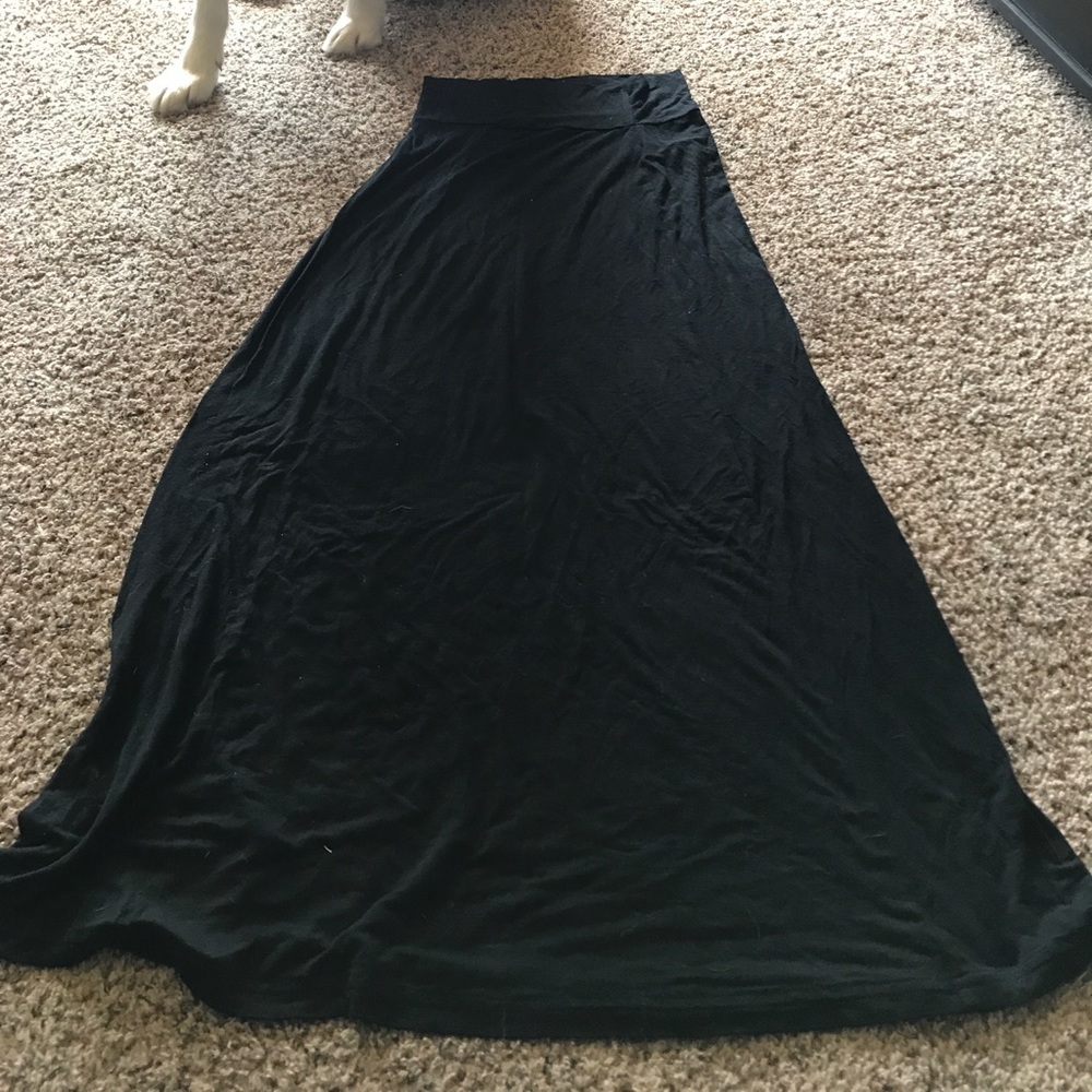 Black skirt