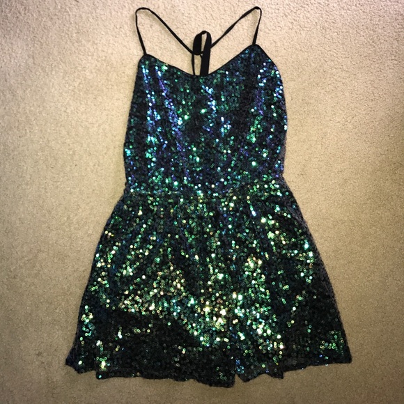 🎉HP🎉🐬🐠Gorgeous Mermaid Sequin Romper - Picture 2 of 6