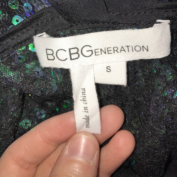 🎉HP🎉🐬🐠Gorgeous Mermaid Sequin Romper - Picture 4 of 6