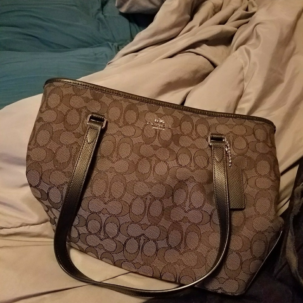 Shoulder purse