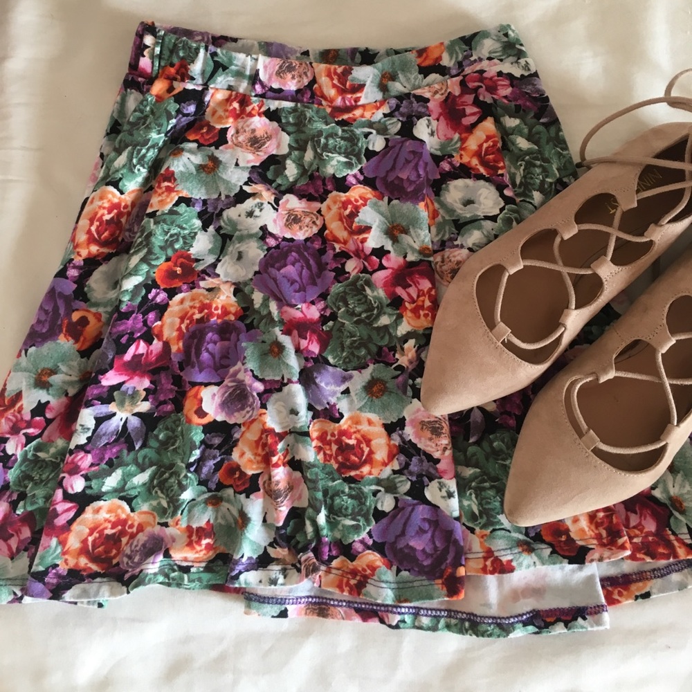 Float Floral Skirt
