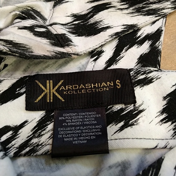 Must Have " Summer Romper" - Picture 2 of 4